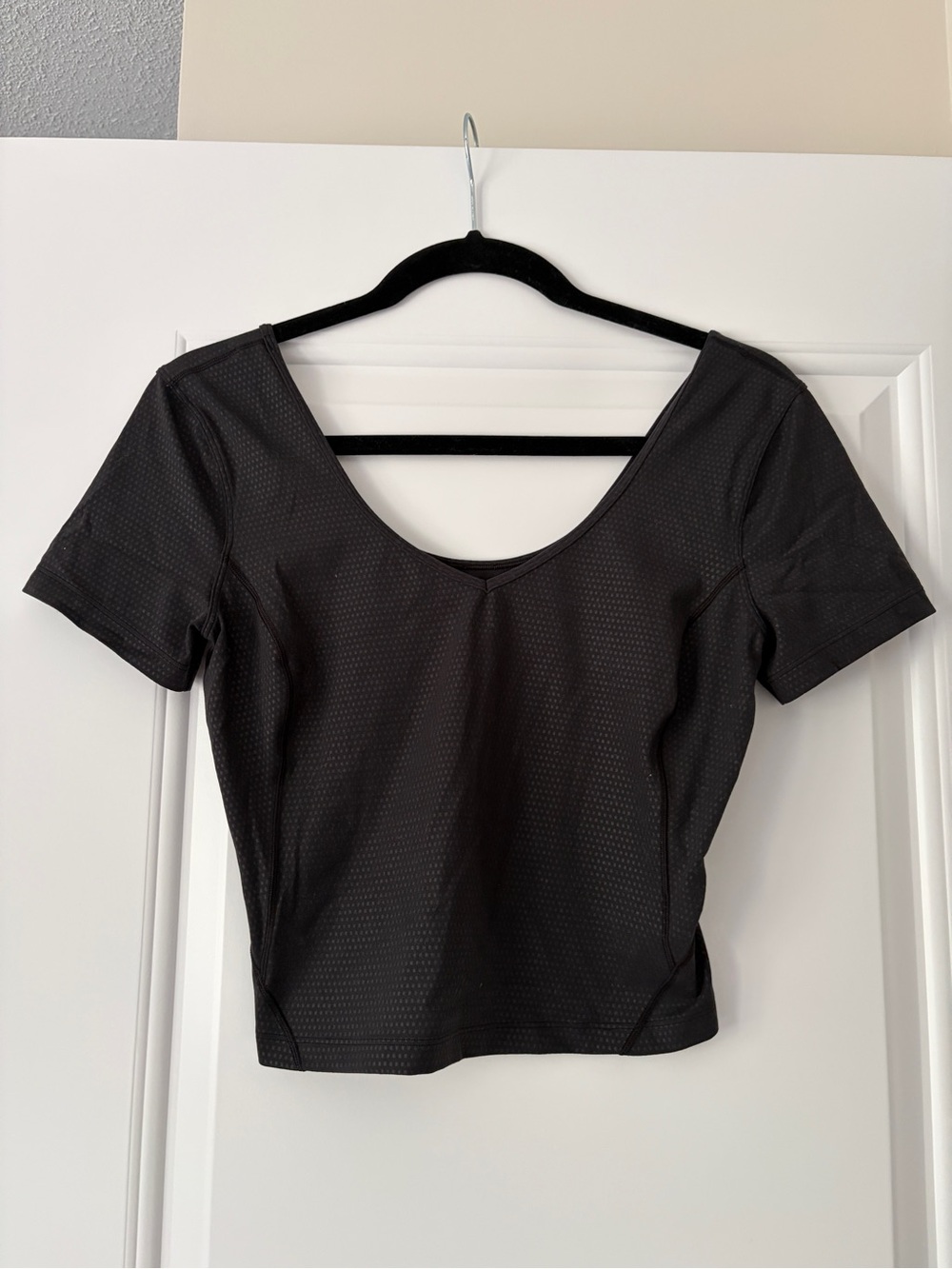lululemon athletica Black Short Sleeve Scoop Crop Top